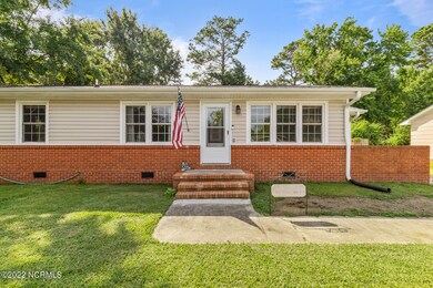 129 Cardinal Rd, Jacksonville, NC 28546 - photo 2