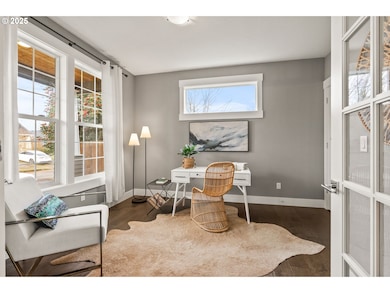 8504 N Fiske Ave, Portland, OR 97203 - photo 4