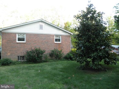 9795 Elm Ln, La Plata, MD 20646 - photo 2