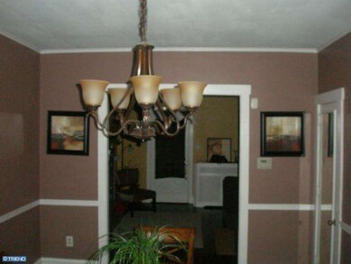 728 Gordon St, Reading, PA 19601 - photo 5