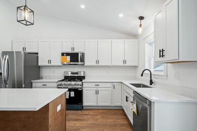 W3813 Magnolia Dr, Geneva, WI 53147 - photo 6