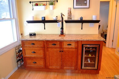 Photo 4