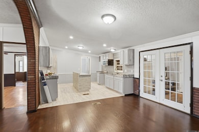 29928 Cypress St, Livingston, LA 70754 - photo 4