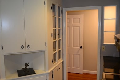 Stainless appliances. Large range and oversized fr