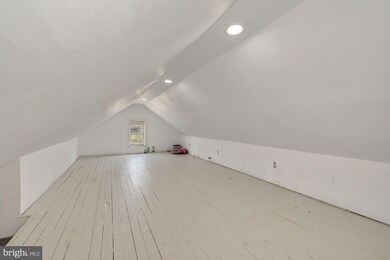 176 W Jefferson St, Paulsboro, NJ 08066 - photo 7