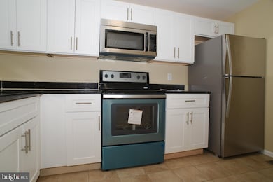 9304 Grazing Terrace, Montgomery Village, MD 20886 - photo 4