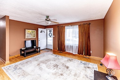 746-1 Acadia Rd, Valparaiso, IN 46385 - photo 5