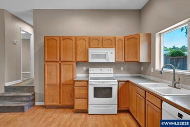 193 Jade (195) Place, Philomath, OR 97370 - photo 6