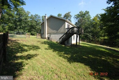 1700 S Timber Ridge Rd, Cross Junction, VA 22625 - photo 6