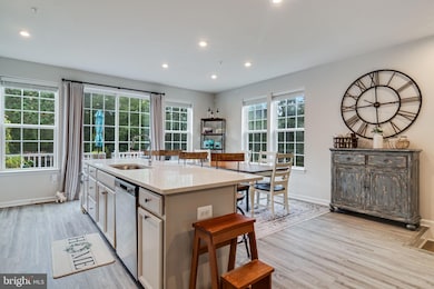 44183 Goldenzelle Way, California, MD 20619 - photo 3