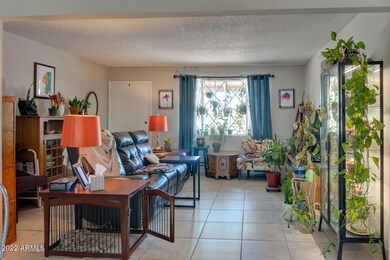 Spacious Great Room