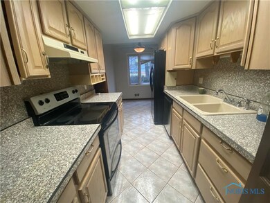 5128 Regency Dr, Toledo, OH 43615 - photo 4