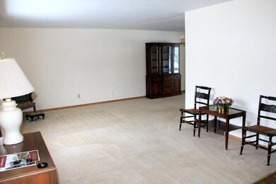 3-Living Rm