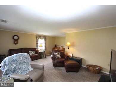 642 Lincoln Rd, Pilesgrove, NJ 08098 - photo 2