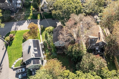 97 Hawthorne Ave, Auburndale, MA 02466 - photo 3