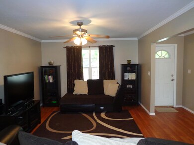 3627 S Nettleton Ave photos 006