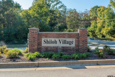 5040 Shiloh Ridge Dr, Tyler, TX 75703 - photo 2