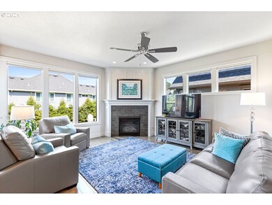 1033 Spruce St, Lake Oswego, OR 97034 - photo 4