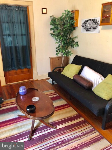 342 E King St, Strasburg, VA 22657 - photo 5