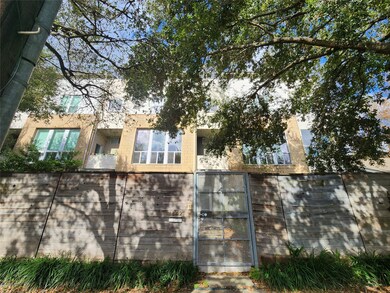 1842 Maryland St, Houston, TX 77006 - photo 3