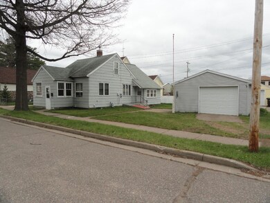 422 N 3rd St, Tomahawk, WI 54487 - photo 4