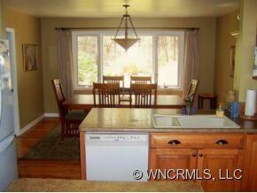 Kitchen w/ Dining Area