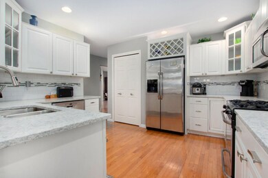 Love your kitchen!