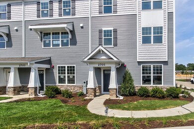 2701 Lily Ln, Rolling Meadows, IL 60008 - photo 2