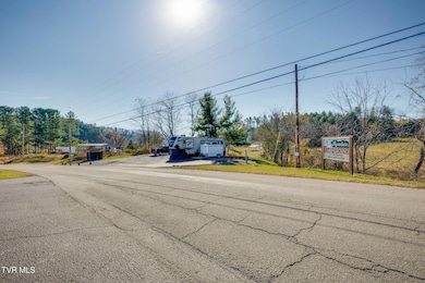 177 Hospital Rd, Mountain City, TN 37683 - photo 4
