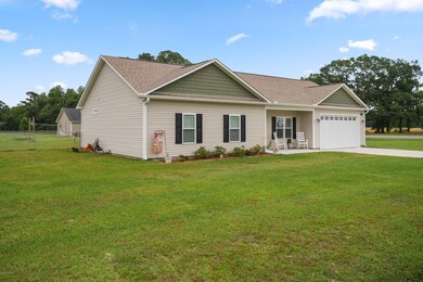 122 Watering Pond Dr 24May2020_SB_05008