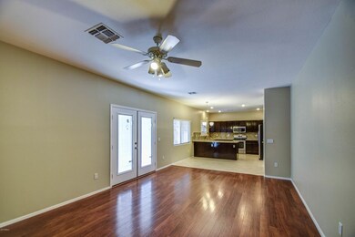 family room 3
