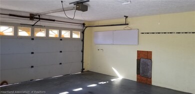 816 Lake Betty Dr, Lake Placid, FL 33852 - photo 2