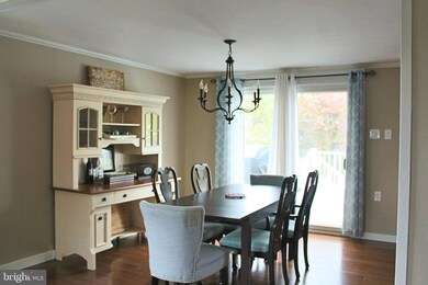 4407 Moylan Ln, Fairfax, VA 22033 - photo 5