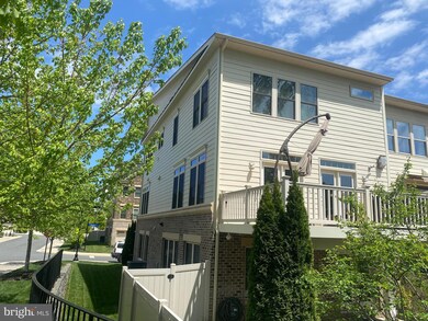 7209 Holywell Ln, Falls Church, VA 22043 - photo 7