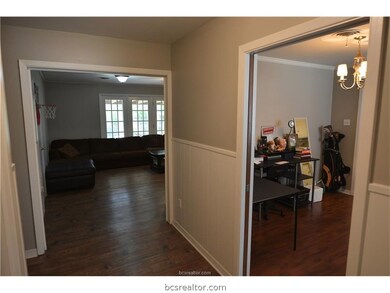 1505 Laura Ln unit CS, College Station, TX 77840 - photo 5