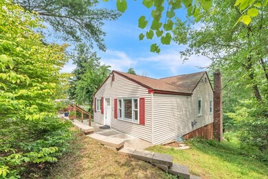 552 Alden St, Ludlow, MA 01056 - photo 4