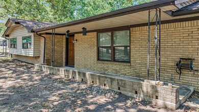 17 Town And Country Cir, Ardmore, OK 73401 - photo 3