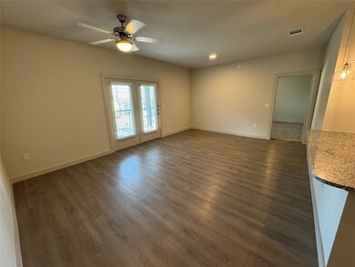 6000 Jones Rd unit 4211, Bryan, TX 77807 - photo 3