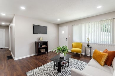 2283 Ward Rd, Columbus, OH 43224 - photo 4