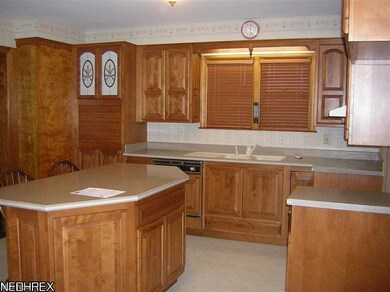 Lots of counter space, and the island is movable!