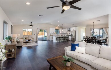 3823 N 41st Pl - MLS-7