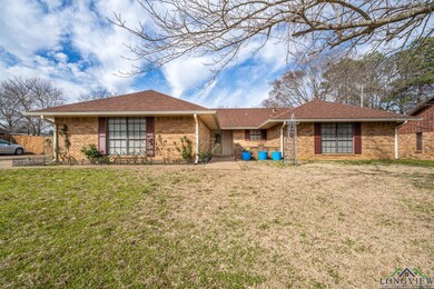 1507 Leach St, Kilgore, TX 75662 - photo 2