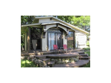 Separate, private quarters for an artist studio, m