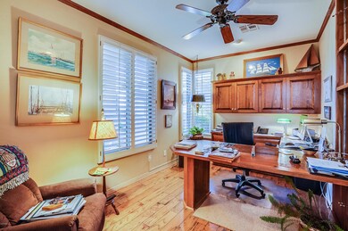 Built in Office Hardwood Flrs