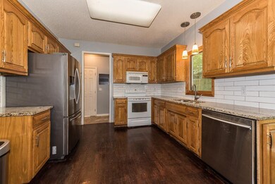 14708 W 83rd St, Lenexa, KS 66215 - photo 3