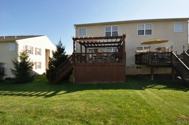 3768 Knight Dr, Macungie, PA 18062 - photo 4