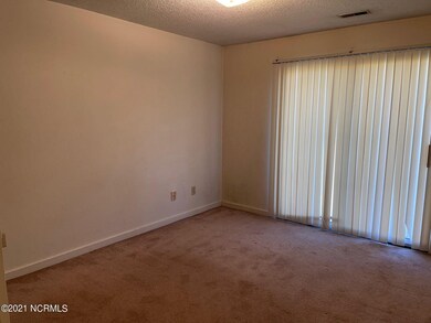 111 Marlene Dr, Jacksonville, NC 28546 - photo 5