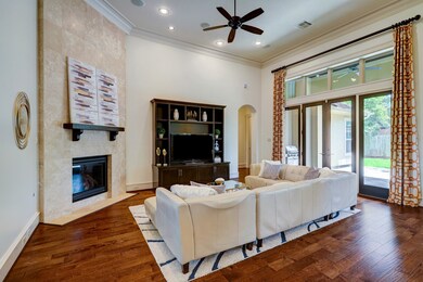 14019 Woodthorpe Ln, Houston, TX 77079 - photo 7