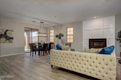 5 Living Dining