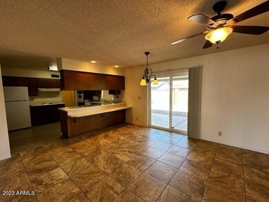 4058 E Clovis Cir, Mesa, AZ 85206 - photo 4